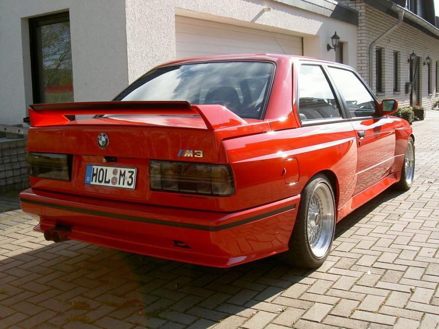  BMW M3 1989 года  (фото 11 из 28)